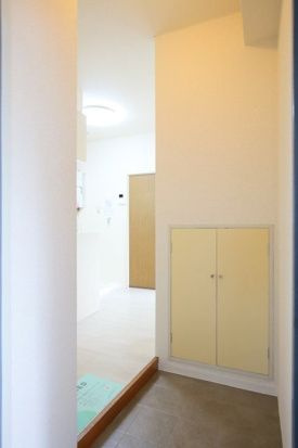 リタ森下の玄関