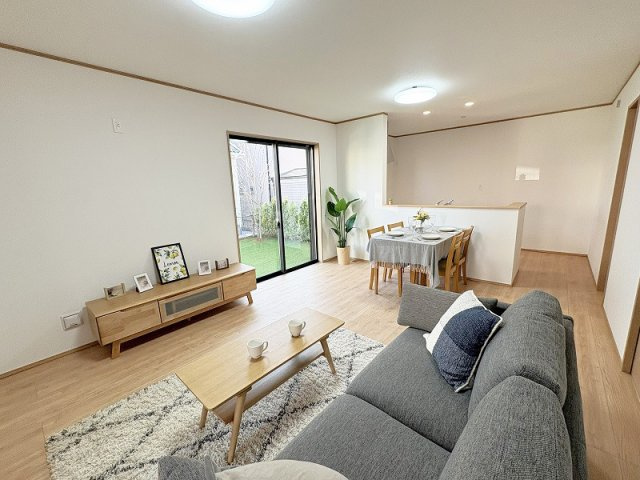 【外観】 | 新座市あたご3丁目　新築一戸建住宅　全2棟　(保谷店) | 徒歩10分圏内に公園が点在する緑豊かな住環境