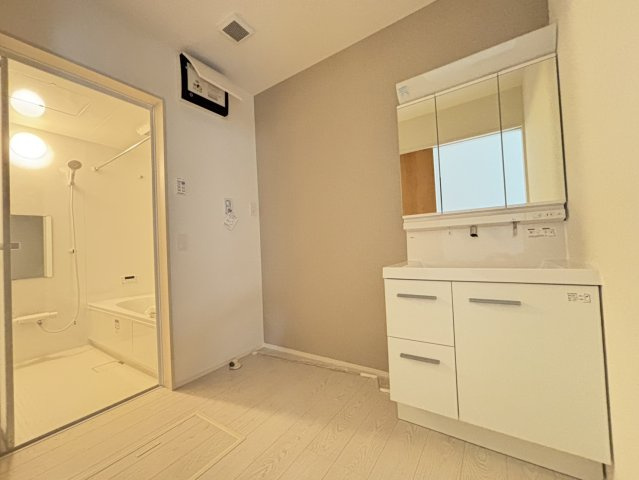 八幡西区清納1丁目1期の独立洗面台