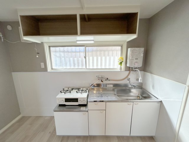 生駒市俵口町戸建のキッチン