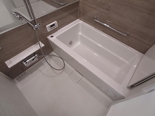 神戸市兵庫区湊町１丁目の賃貸マンションの浴室