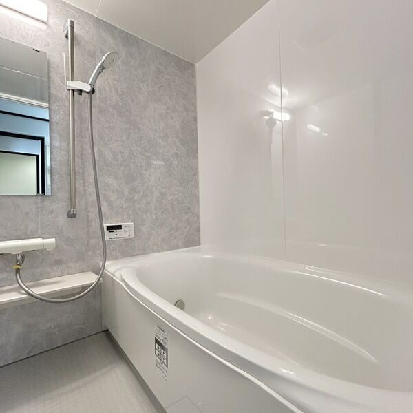 キクシンビルの浴室