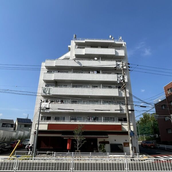 キクシンビルの外観