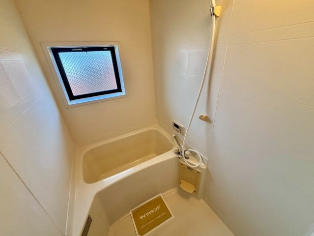 ハイムエルピスⅠの浴室