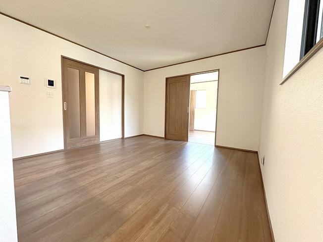 【外観】 | 新座市あたご3丁目　新築一戸建住宅　全2棟　(保谷店) | 徒歩10分圏内に公園が点在する緑豊かな住環境