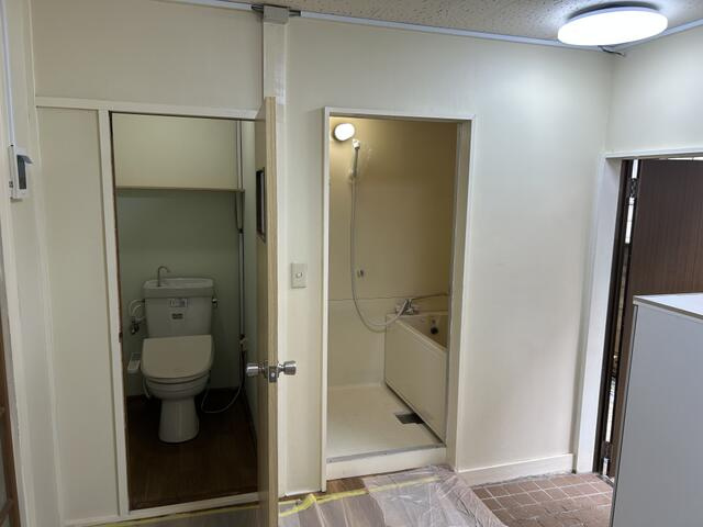 浴室、トイレ入り口