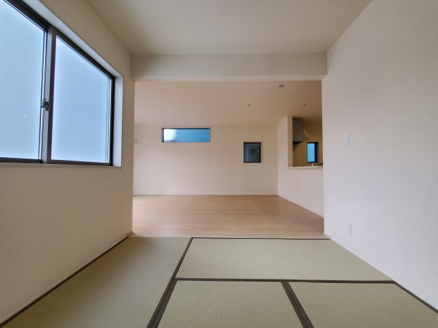 吉川市　　新栄2丁目　新築戸建　全1棟のキッチン|施工例です