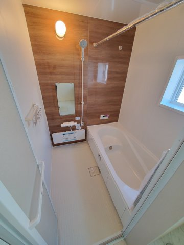 吉川市　　新栄2丁目　新築戸建　全1棟の浴室|施工例です