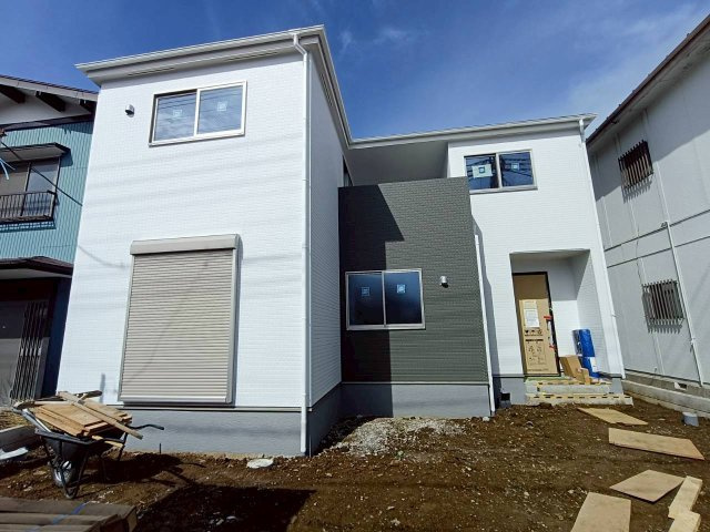 吉川市　　新栄2丁目　新築戸建　全1棟