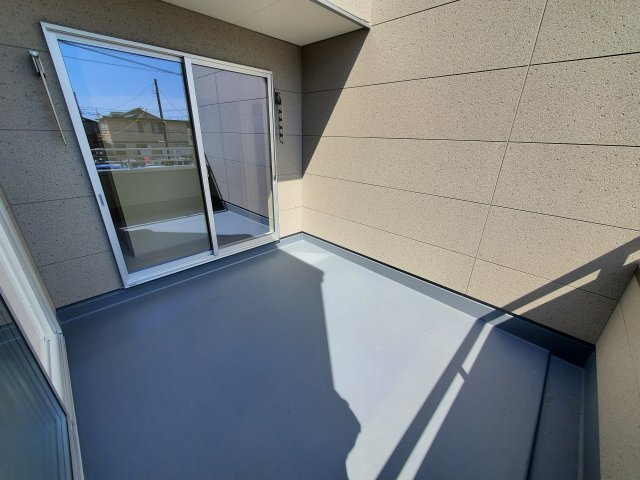 吉川市　　新栄2丁目　新築戸建　全1棟のバルコニー|施工例です