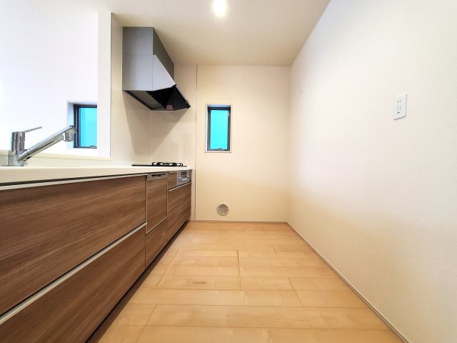 吉川市　　新栄2丁目　新築戸建　全1棟の居間・リビング|施工例です