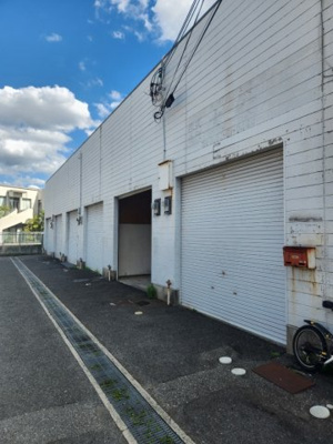 【外観】 | 前川パーキング倉庫