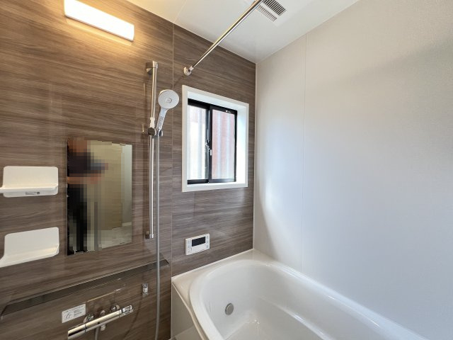 奈良市押熊町の浴室|のびのび入浴できるシステムバス