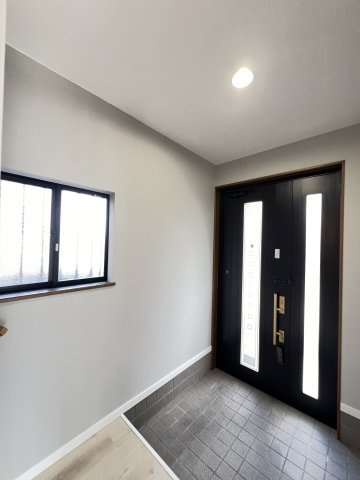 奈良市押熊町の玄関|明るい内玄関