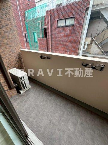 プレサンス難波幸町　BRAVI不動産のバルコニー|【プレサンス難波幸町】開放的で明るい空間を演出してくれるバルコニーです