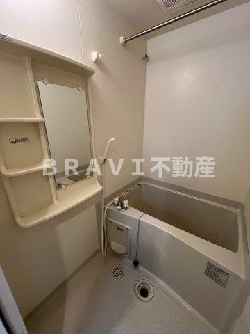 プレサンス難波幸町　BRAVI不動産の浴室|【プレサンス難波幸町】ゆったり過ごせるお風呂です