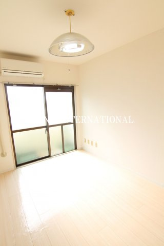 レジダンスアポロンの居間・リビング