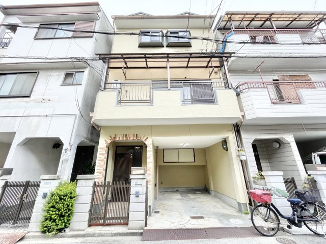 寝屋川市高柳7丁目　中古一戸建て