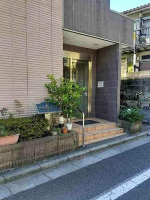 【外観】 | アビタシオン・M | 落ち着いた雰囲気。