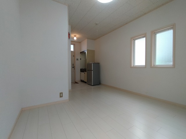 神戸市須磨区明神町２丁目のアパート