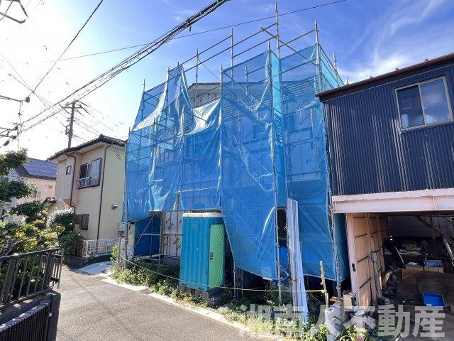 藤沢市打戻１９４２－２０新築戸建ての前面道路含む現地写真|前面道路含む現地写真です