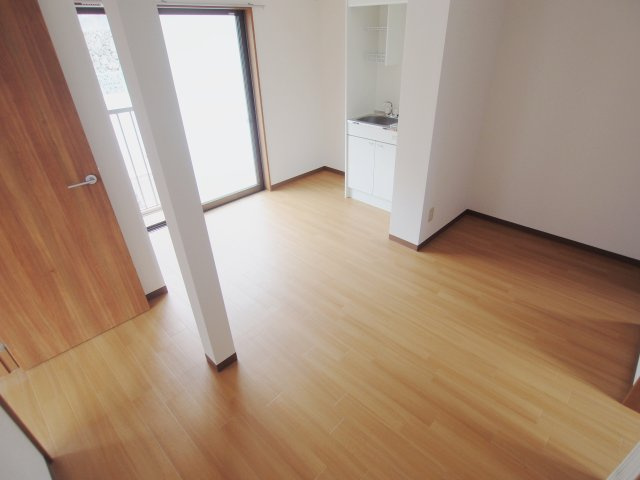 リバーサイド中野東の居間・リビング