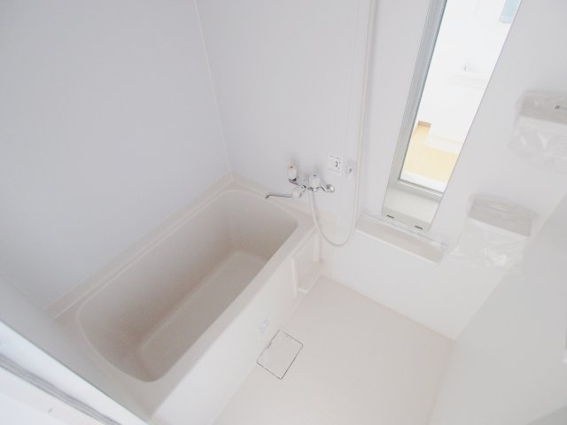 リバーサイド中野東の浴室