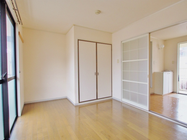 セジュール水木の洋室