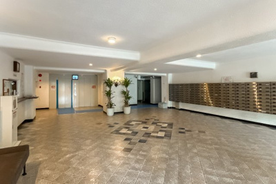 【エントランス】 | 秀和代官山レジデンス