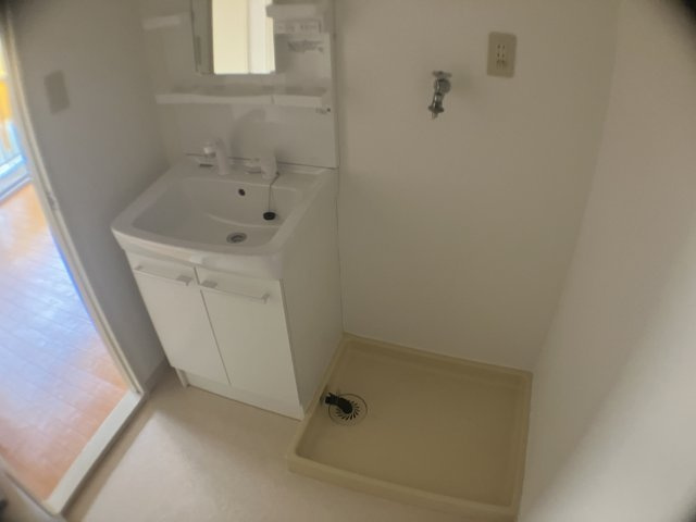 清泉ビル江坂の洗面所