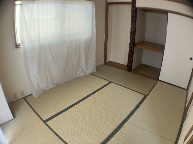 清泉ビル江坂の和室