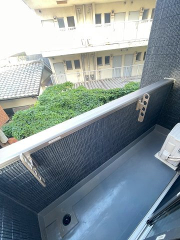 【バルコニー】