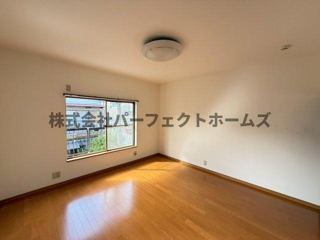 宮之阪3丁目戸建　賃貸の洋室|広々とした洋室です