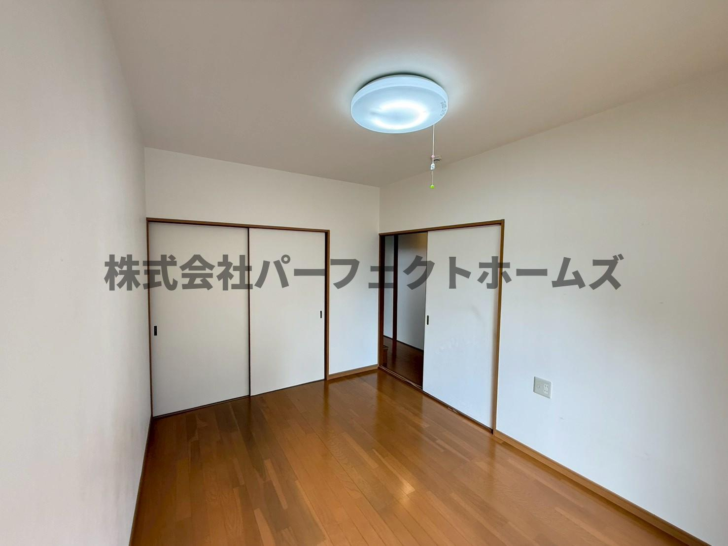 宮之阪3丁目戸建　賃貸の洋室|明るい洋室です