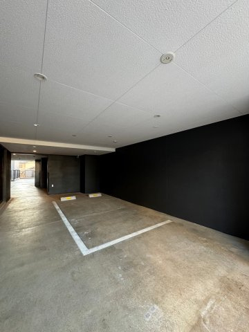 ブランシエスタ金山　名古屋市賃貸　仲介手数料無料の駐車場