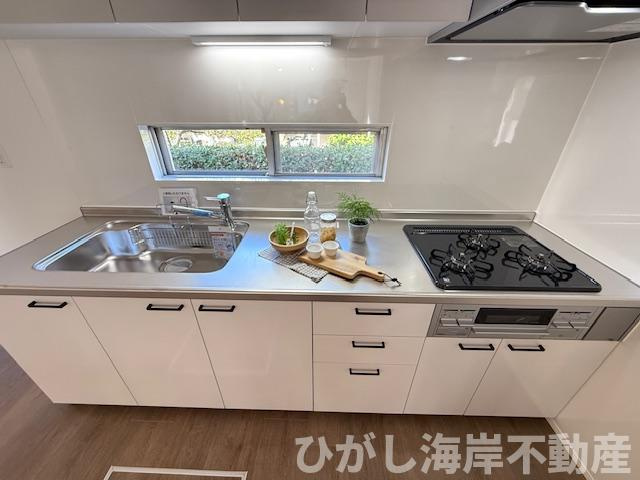 湘南ライフタウン小糸東住宅２号棟のキッチン|新規リフォーム完了！　システムキッチン