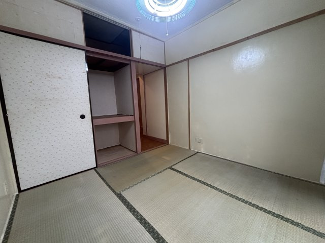 日当り良好な南側の和室です。