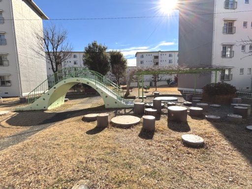 敷地内遊び場です！