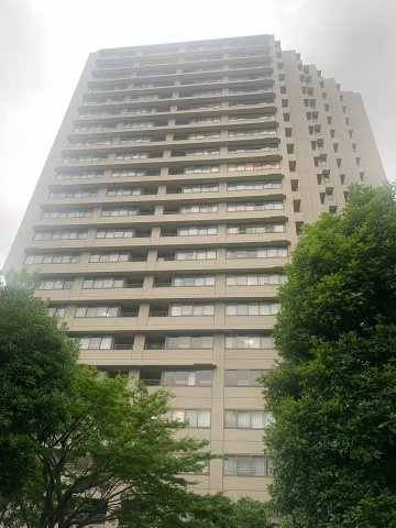 小石川パークタワーの外観