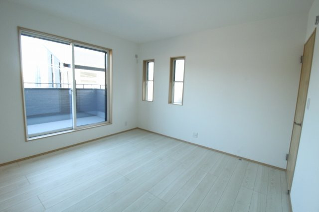 朝倉Ⅱ　新築戸建　2号地　（全3区画）の洋室|2Ｆ　東の部屋　8.0帖