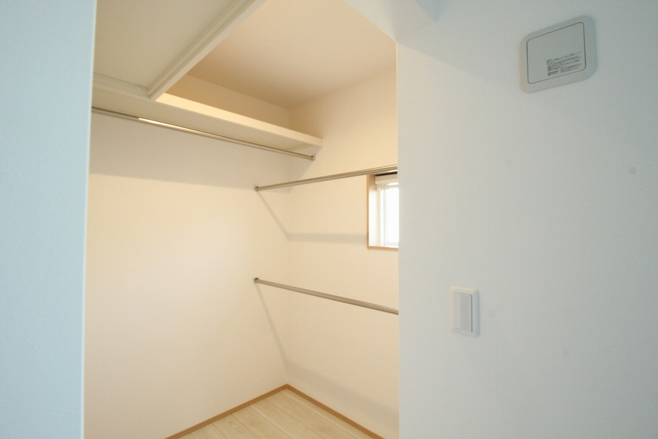 朝倉Ⅱ　新築戸建　2号地　（全3区画）の収納|2Ｆ　東の部屋　8.0帖