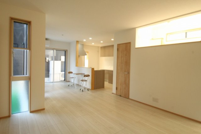 朝倉Ⅱ　新築戸建　2号地　（全3区画）の居間・リビング|ＬＤＫ　17.7帖