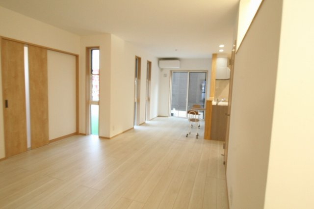 朝倉Ⅱ　新築戸建　2号地　（全3区画）の居間・リビング|ＬＤＫ　17.7帖