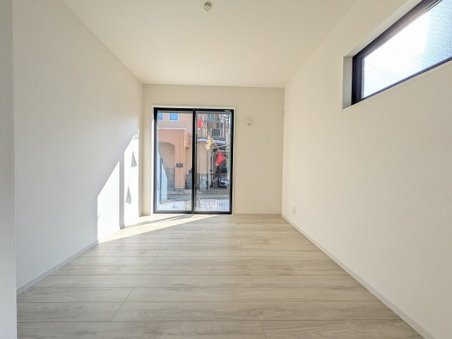 八王子市　子安町　新築一戸建て　１期の子供部屋|～1階5.6帖の洋室です～