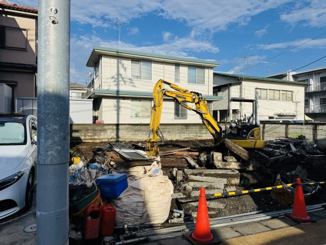 八王子市　子安町　新築一戸建て　１期の駐車場|～カースペースは1台分～