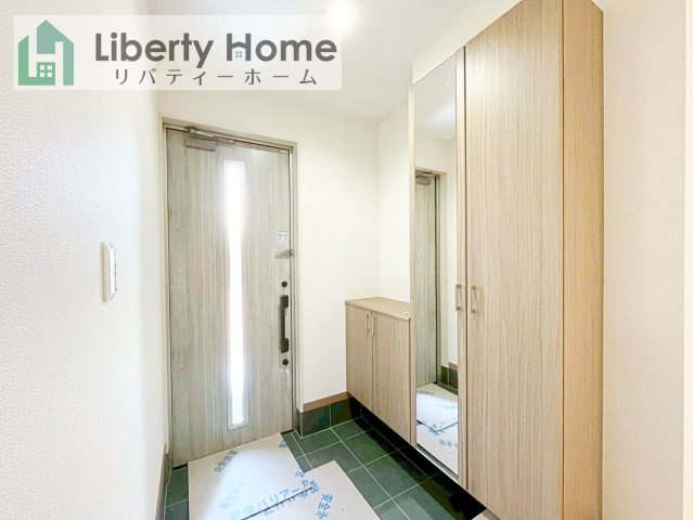 土浦市中村南1丁目　新築戸建　平屋建ての玄関