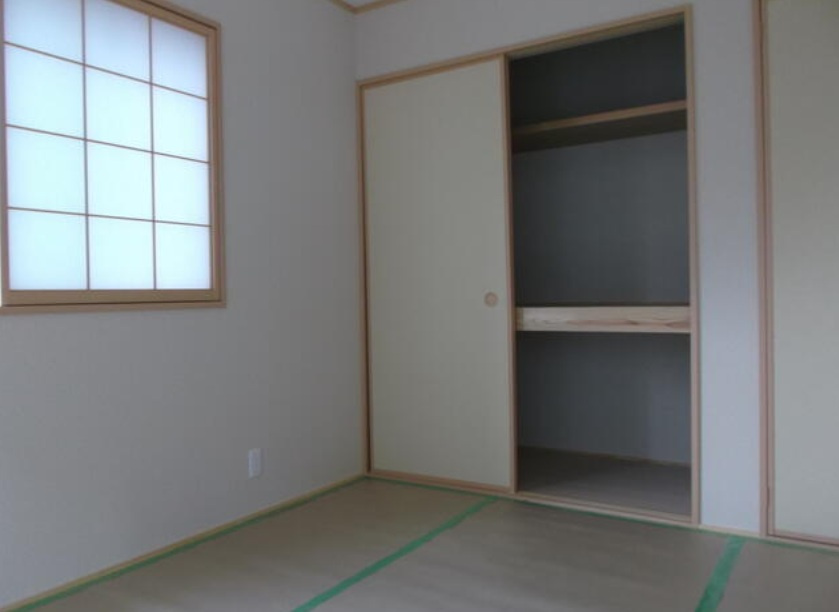 市原市青葉台6丁目の収納