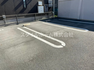 【駐車場】 | ルミエール松久Ｂ