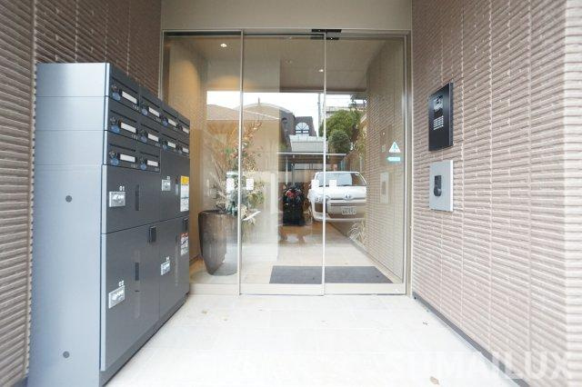 熊本市中央区上水前寺２丁目の賃貸マンションのエントランス