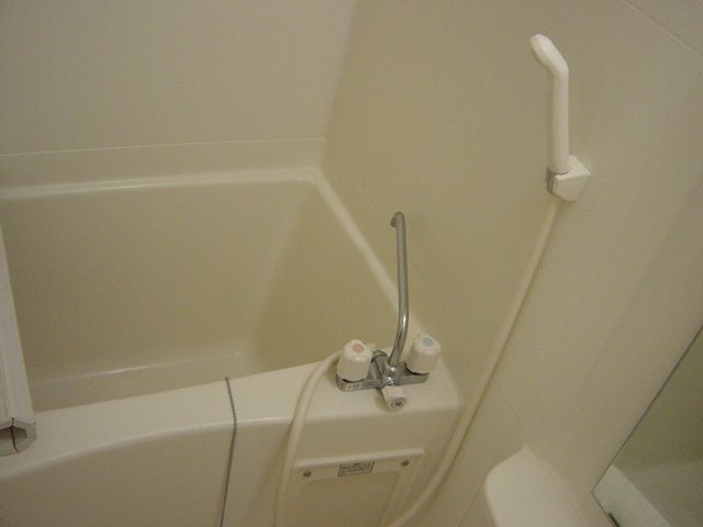 メゾンクローバーの浴室|バス